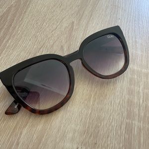 QUAY SUNGLASSES